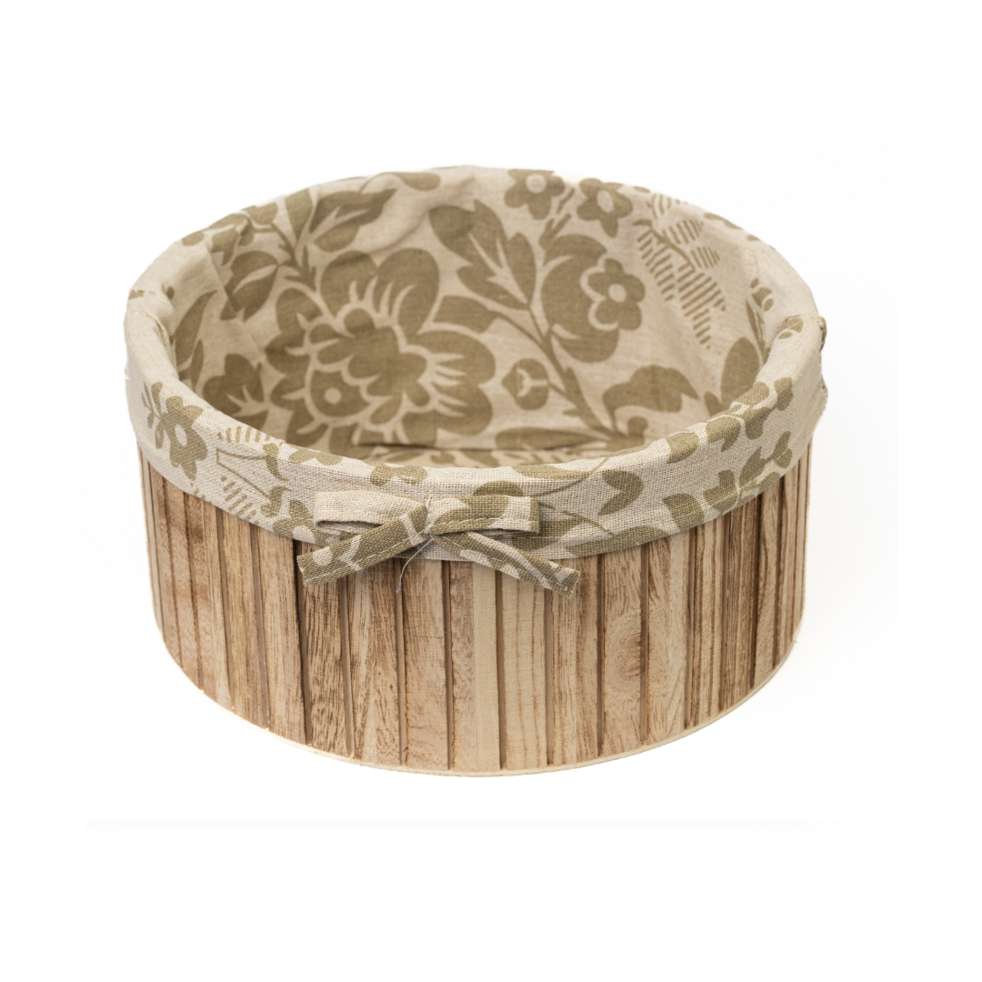 Wooden storage basket with cotton lining Round