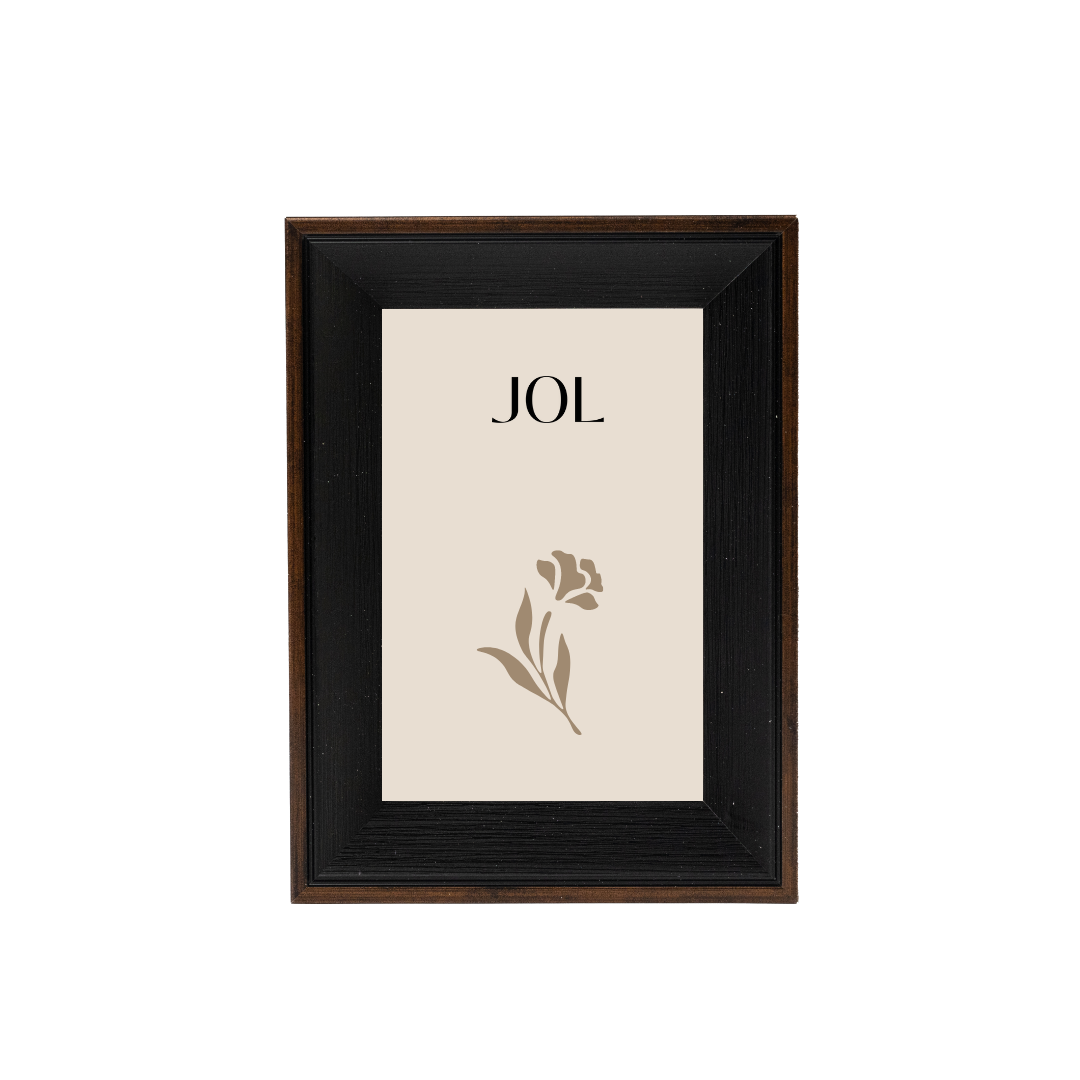 WOODEN PHOTO FRAME